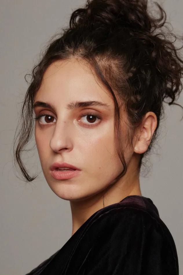 Alicia Armenteros için kapak görseli