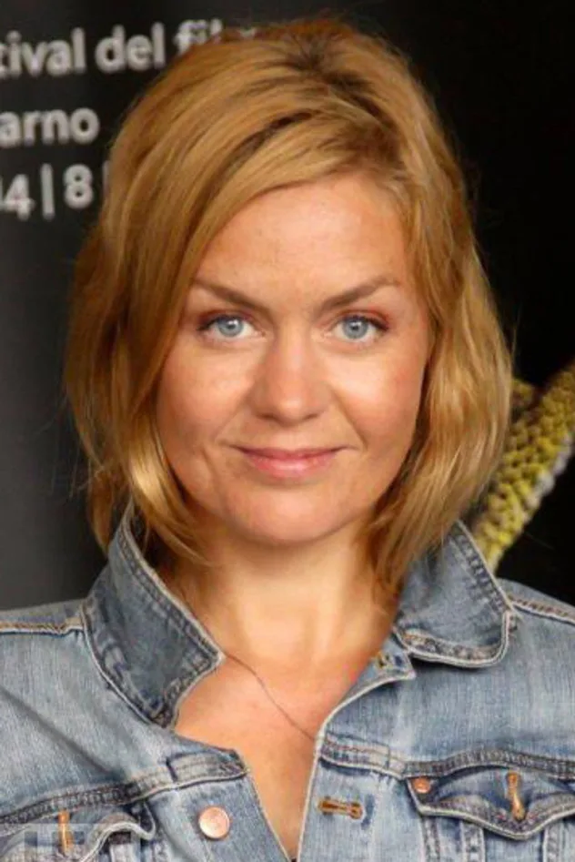 Nína Dögg Filippusdóttir için kapak görseli