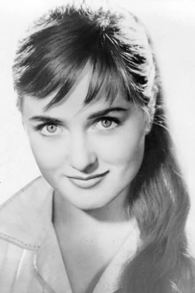 Cover image for Lois Daine