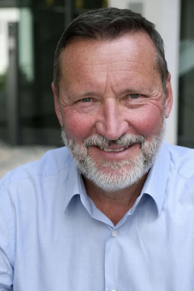 Walter Schuster için kapak görseli