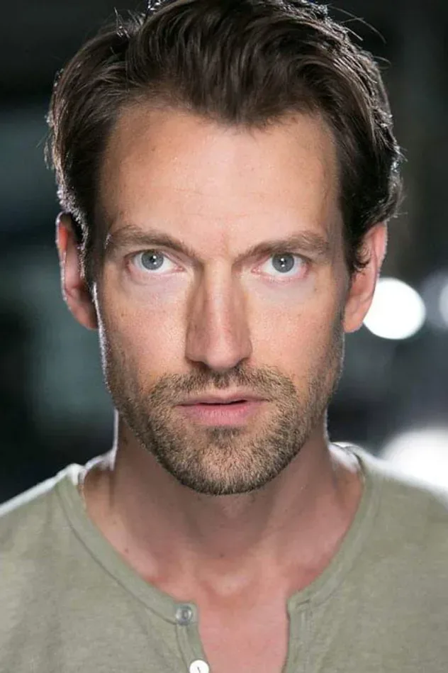 صورة الغلاف لـ Tom Frederic