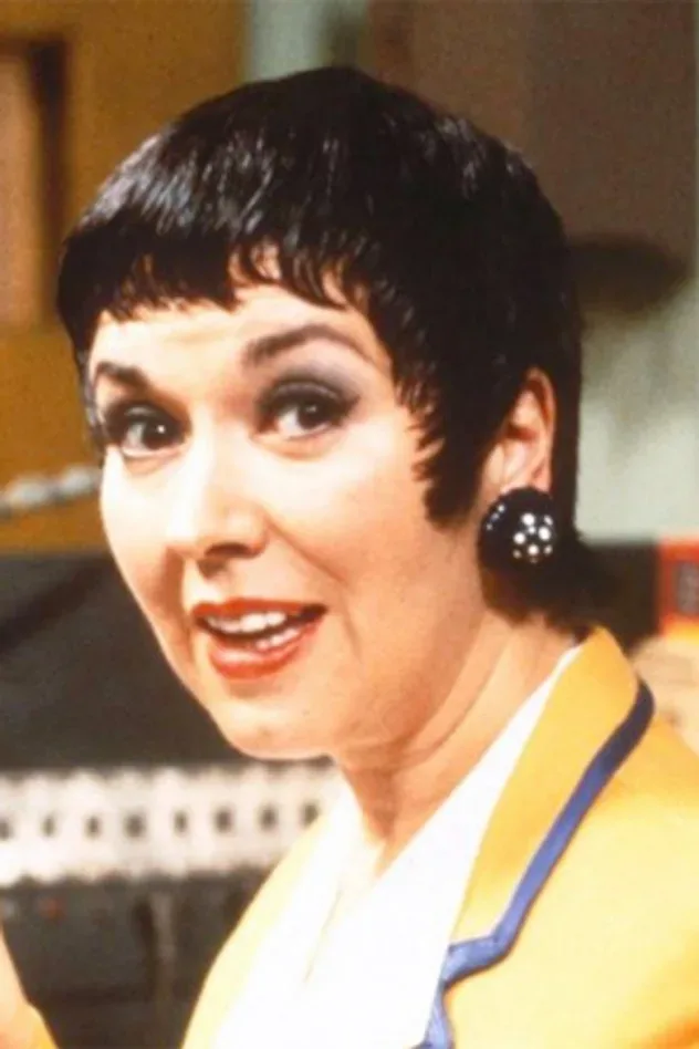 صورة الغلاف لـ Ruth Madoc