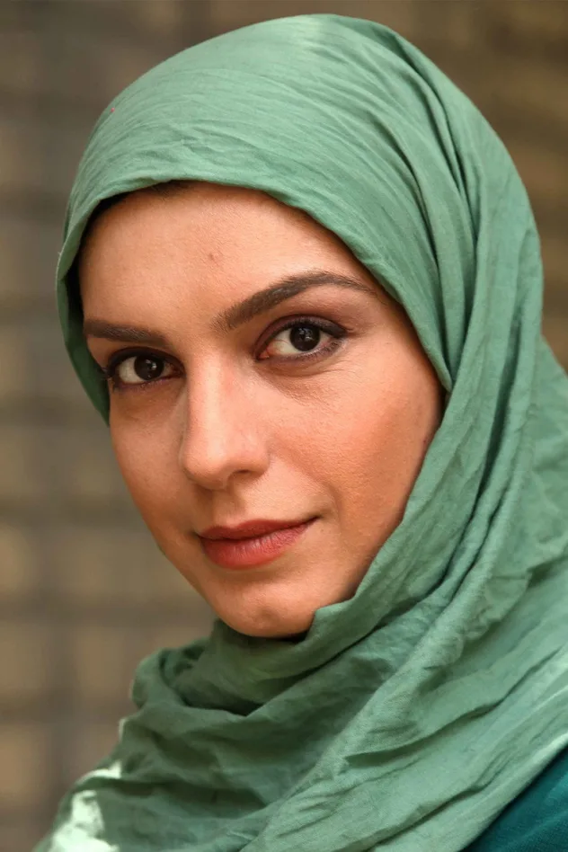 Imagen de portada para Elika Abdolrazzaghi