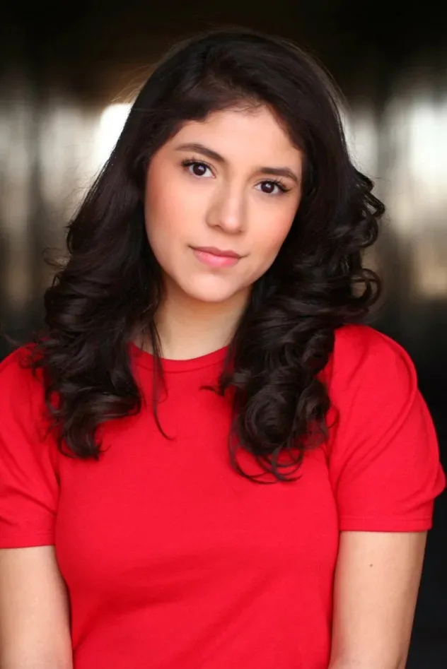 Обложка для Julia Flores