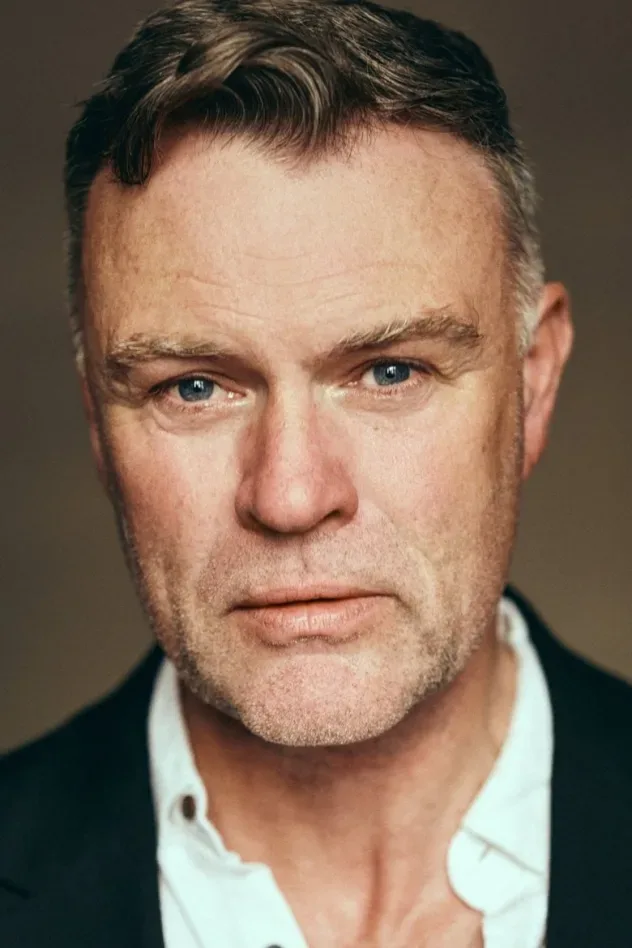 Обложка для Julian Lewis Jones
