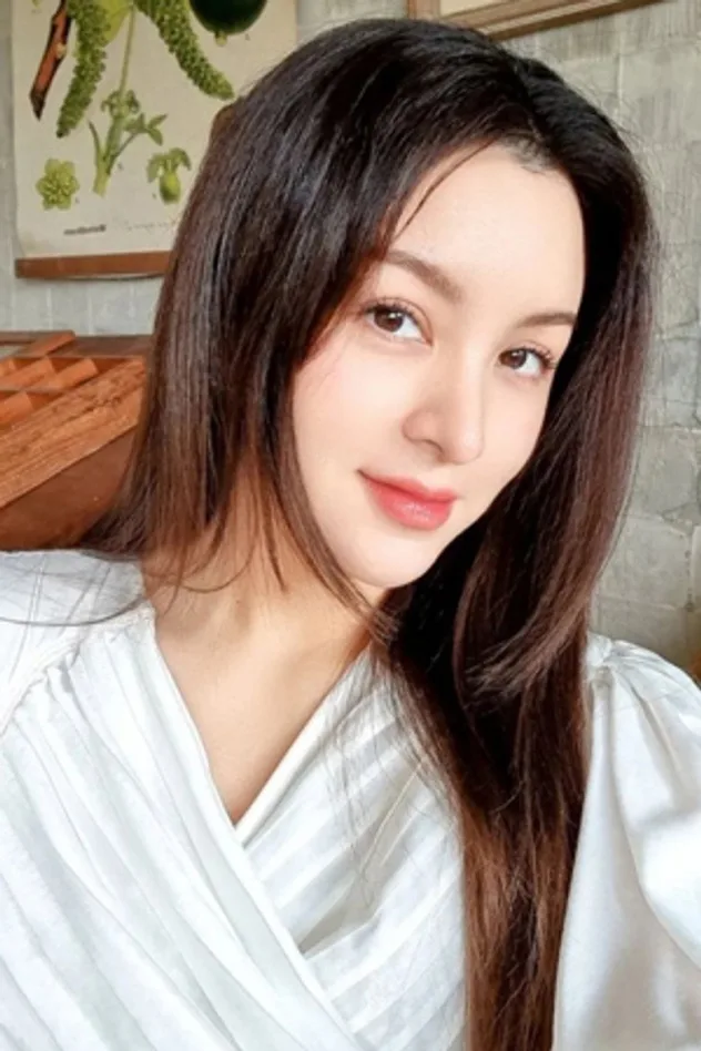 Обложка для Sarucha Phongsongkun
