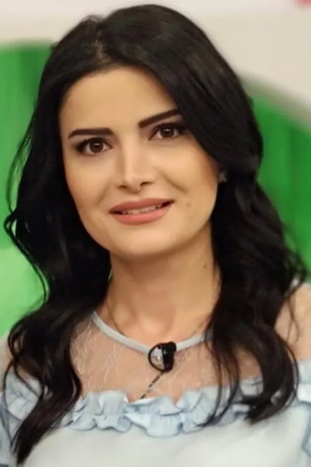 Xanım İbrahimova için kapak görseli