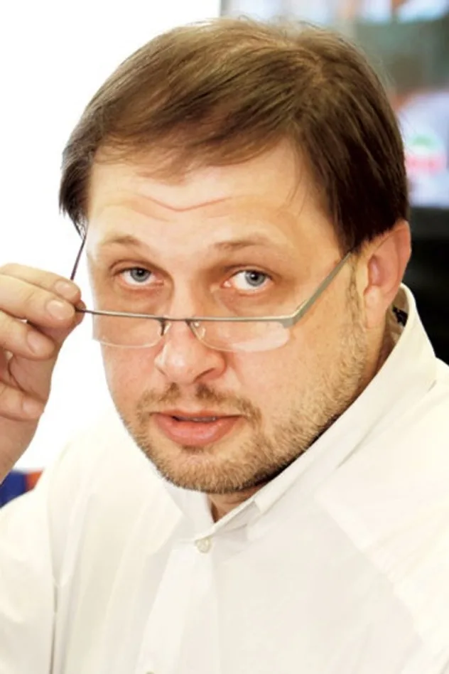 Kirill Nabutov için kapak görseli