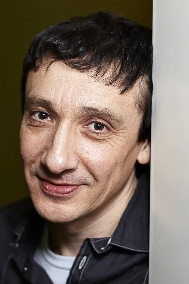 Evgeniy Khavtan için kapak görseli