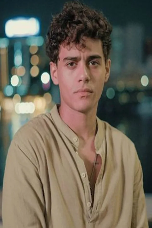 Youssef Raafat için kapak görseli