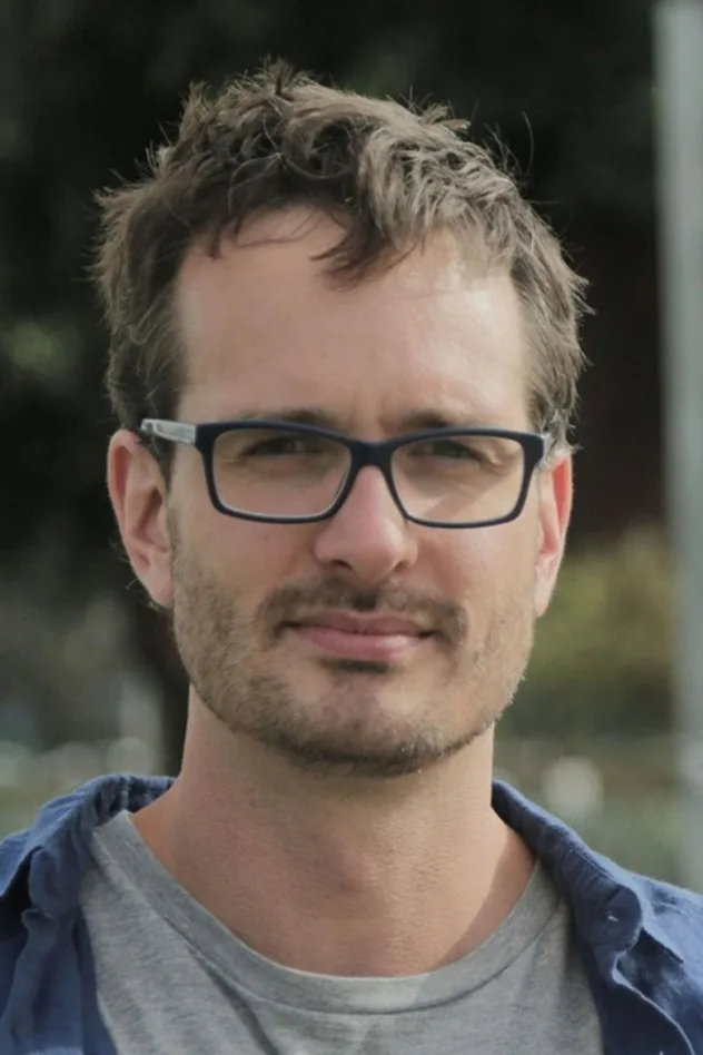 صورة الغلاف لـ David Farrier