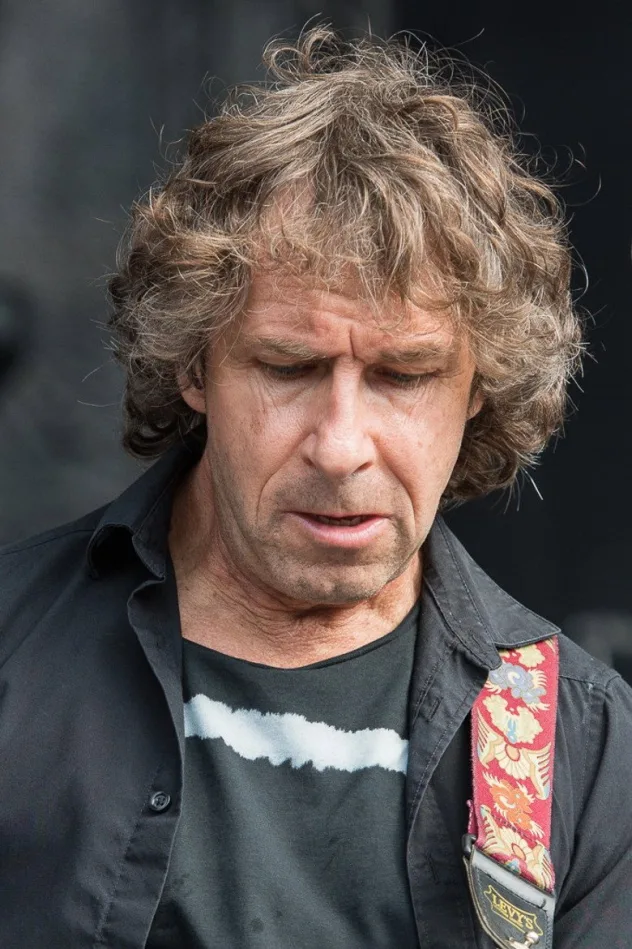 Pete Trewavas için kapak görseli