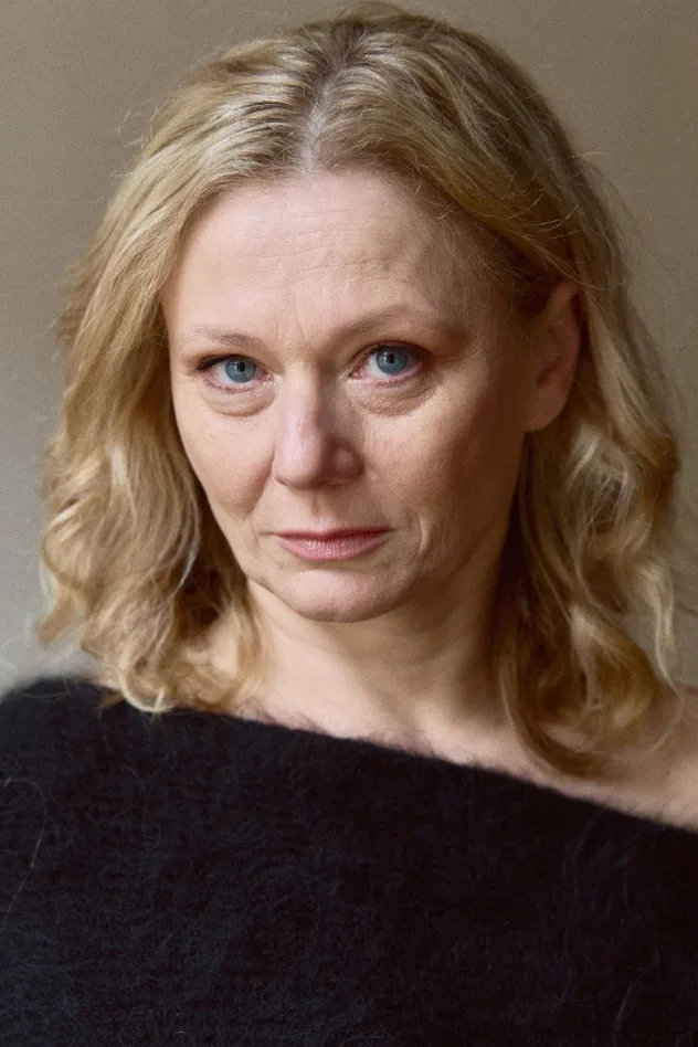 Cover image for Eva Hromníková