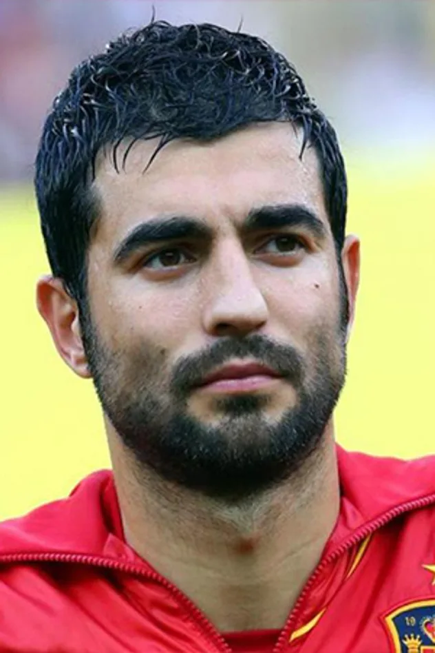 Imagen de portada para Raúl Albiol