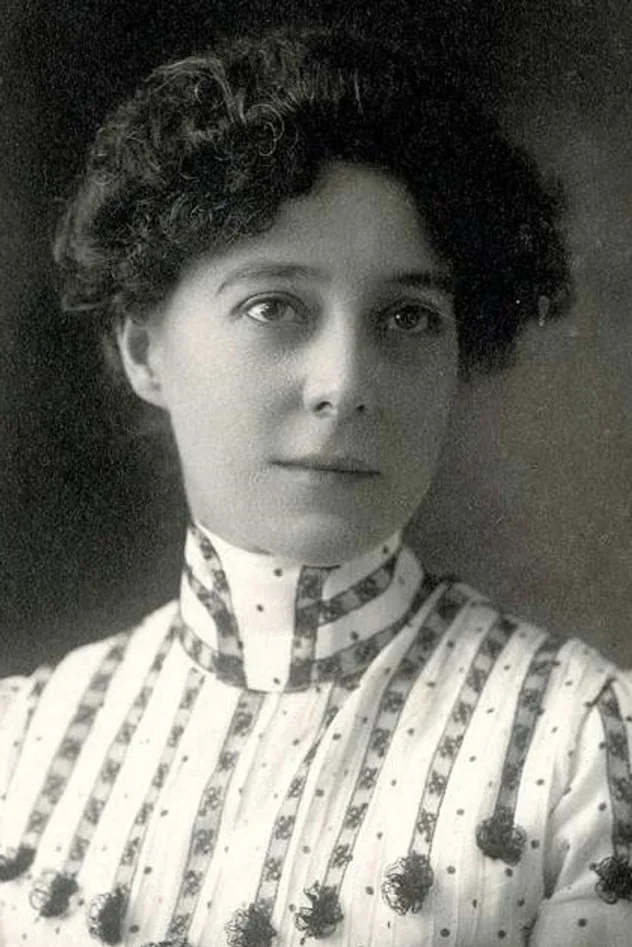 Обложка для Dorothy Bernard