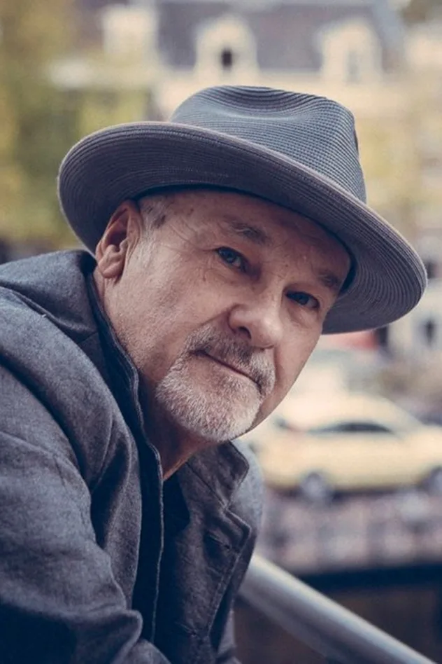 Imagen de portada para Paul Carrack
