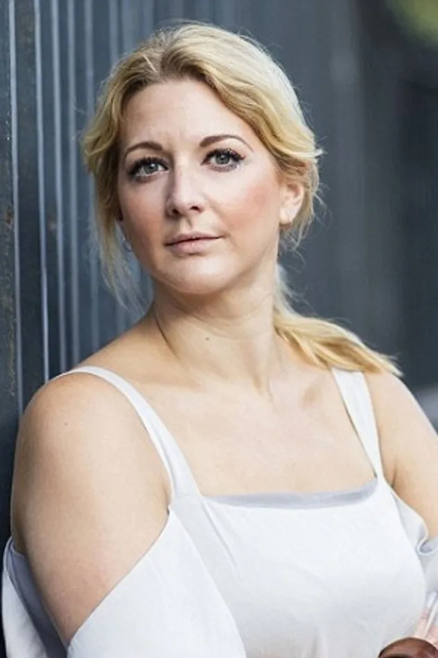 Alexandra Phillips