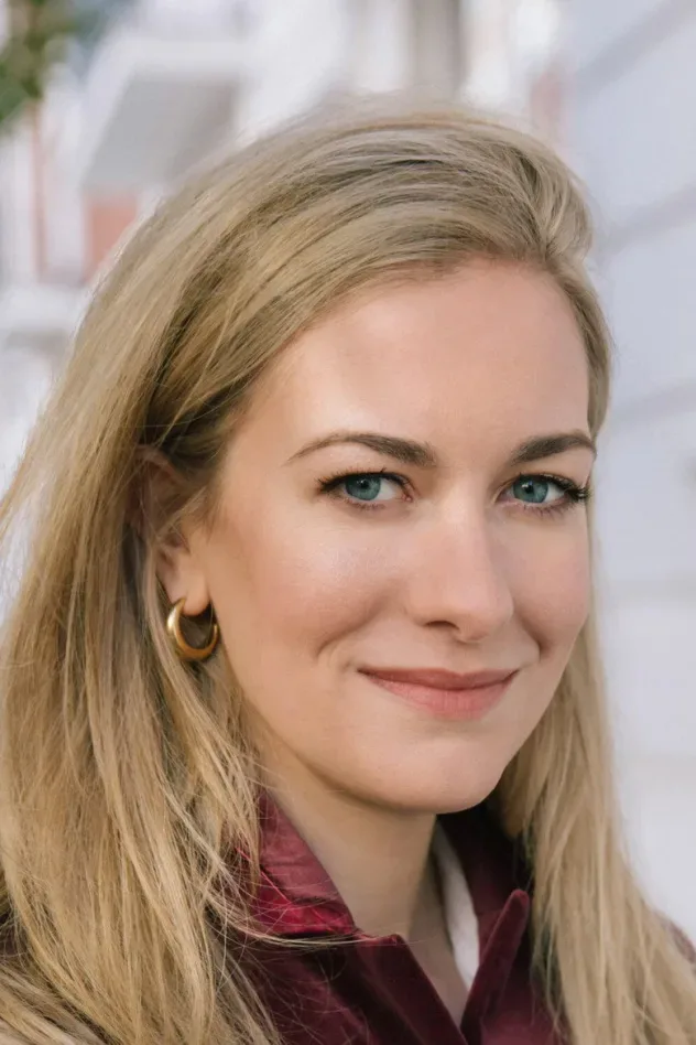 Обложка для Lucy Fisher