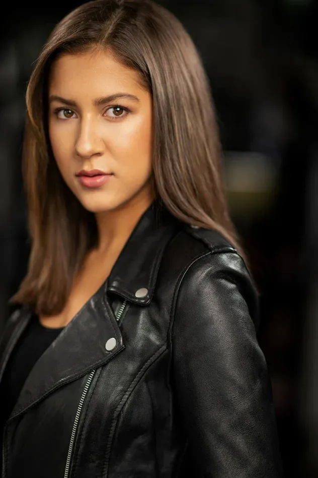 Обложка для Aleksandra Cross