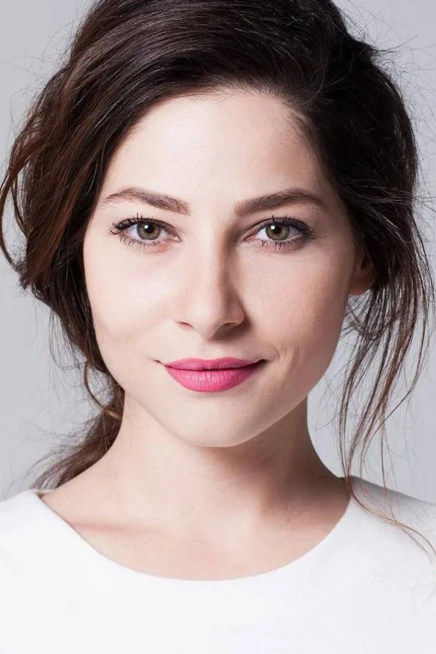 Cover image for Berna Üçkaleler