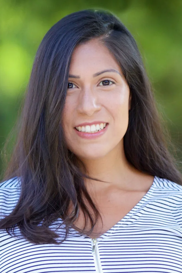 Alicia Gutierrez-Romine için kapak görseli