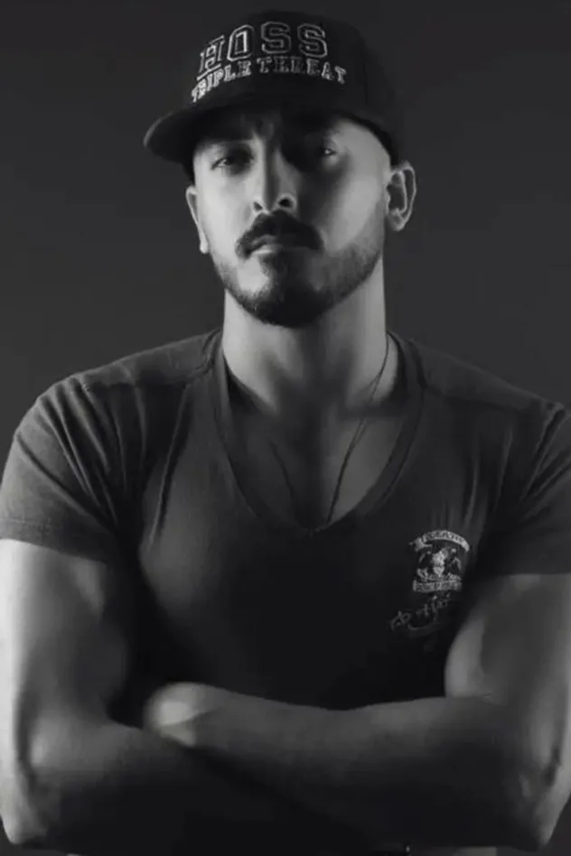 Imagen de portada para Hossam El Husseini