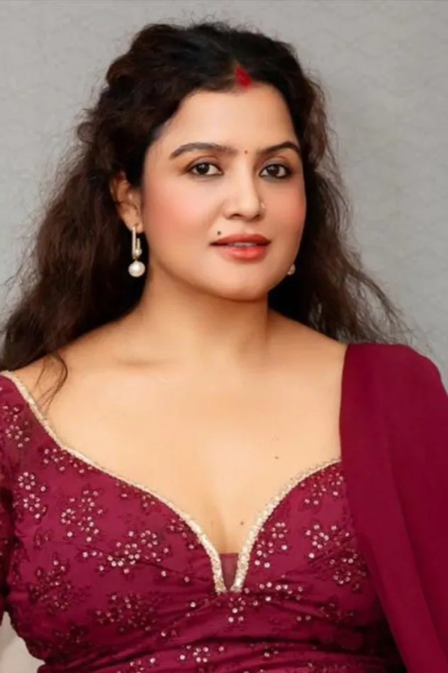 صورة الغلاف لـ Rekha Thapa