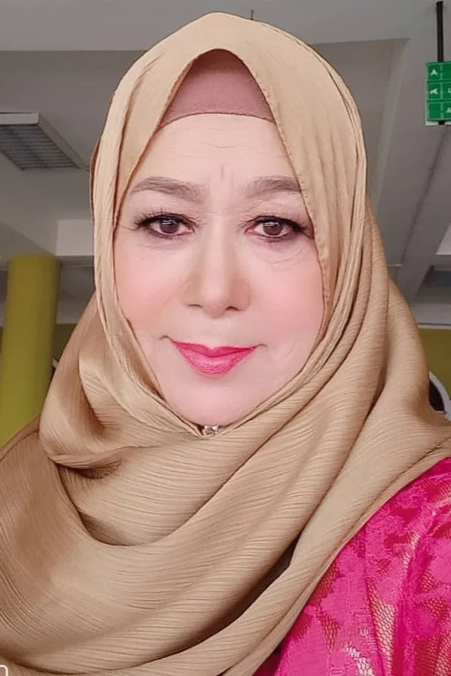 Aznah Hamid için kapak görseli