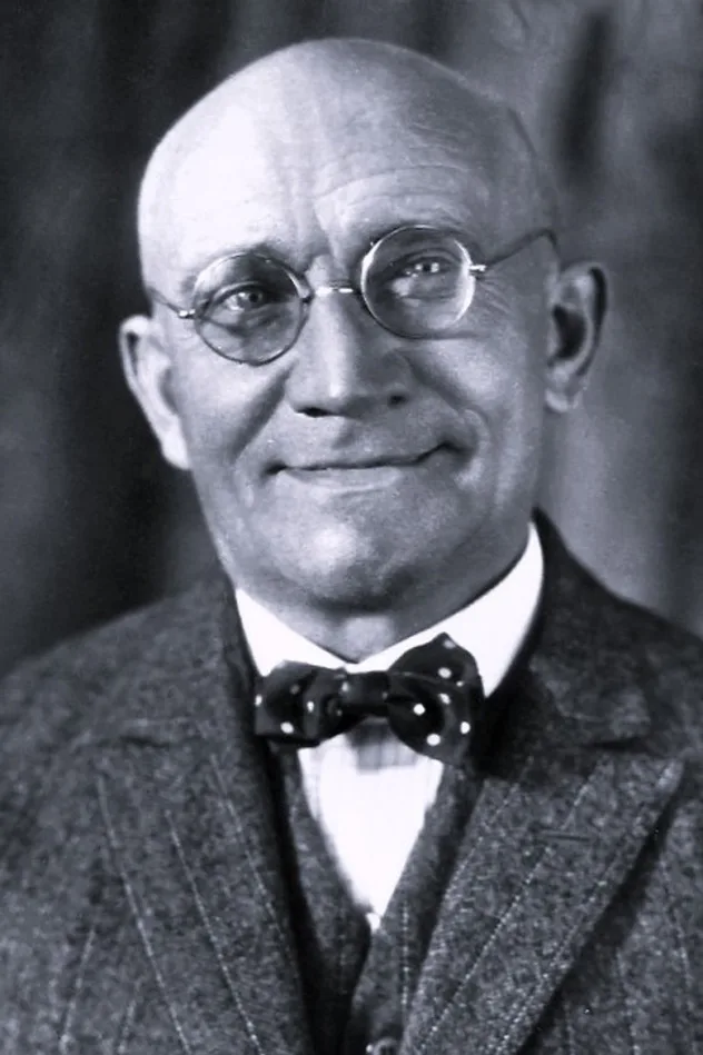 Hermann Picha için kapak görseli