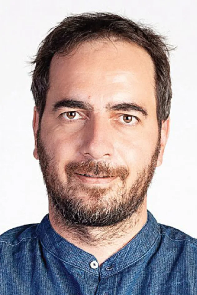 Loris Loizides için kapak görseli