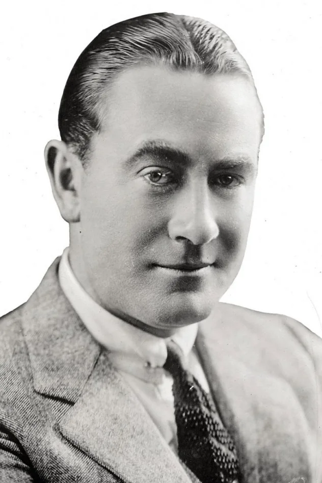 Обложка для Owen Moore