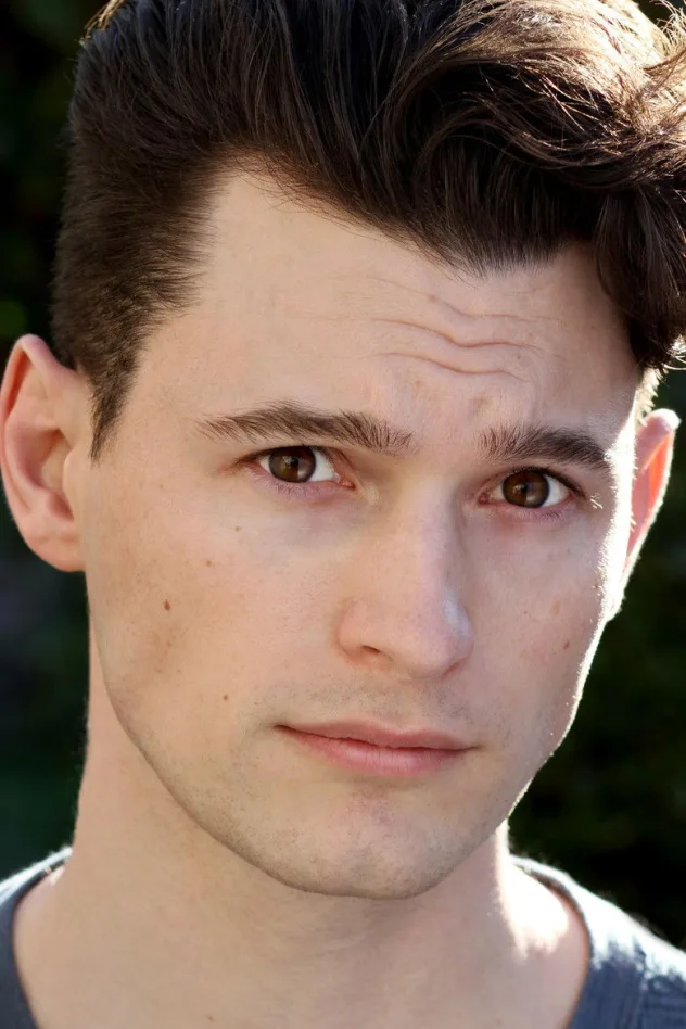 صورة Bryan Dechart
