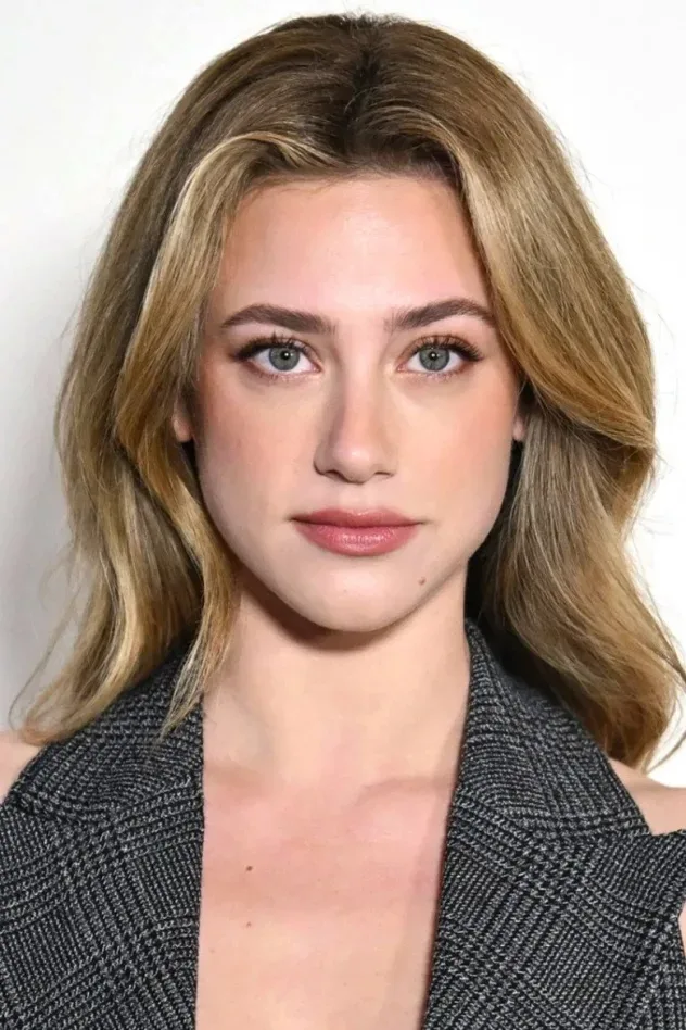 Imagen de portada para Lili Reinhart