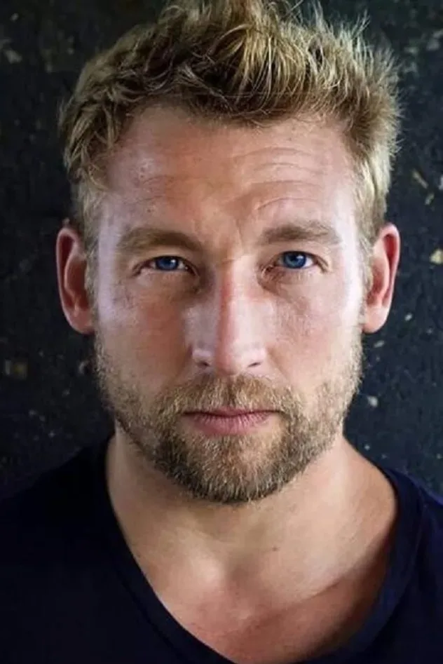 صورة الغلاف لـ Erik Bello