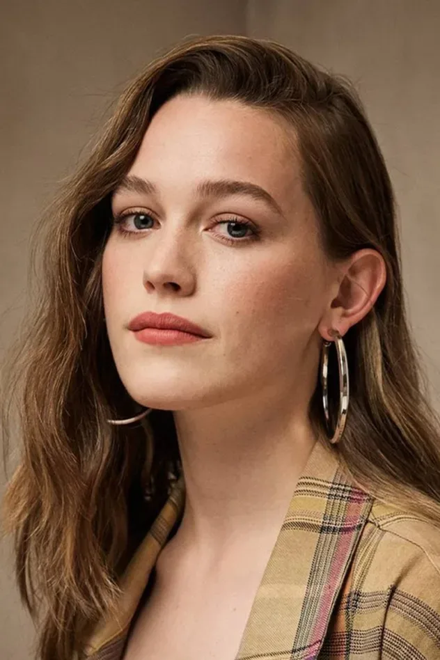 Cover image for Victoria Pedretti
