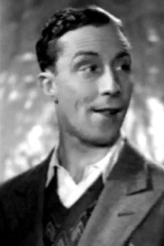 Clifford Mollison için kapak görseli