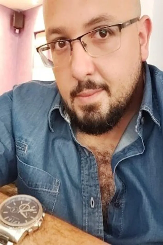 Mohamed ElSadaany için kapak görseli
