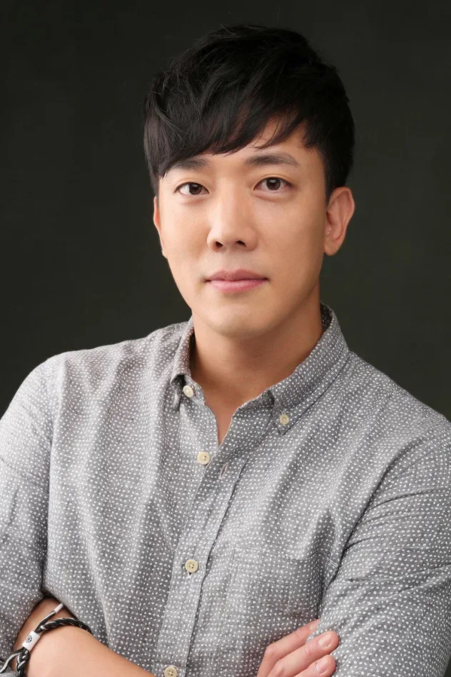 Cover image for Kim Hwan