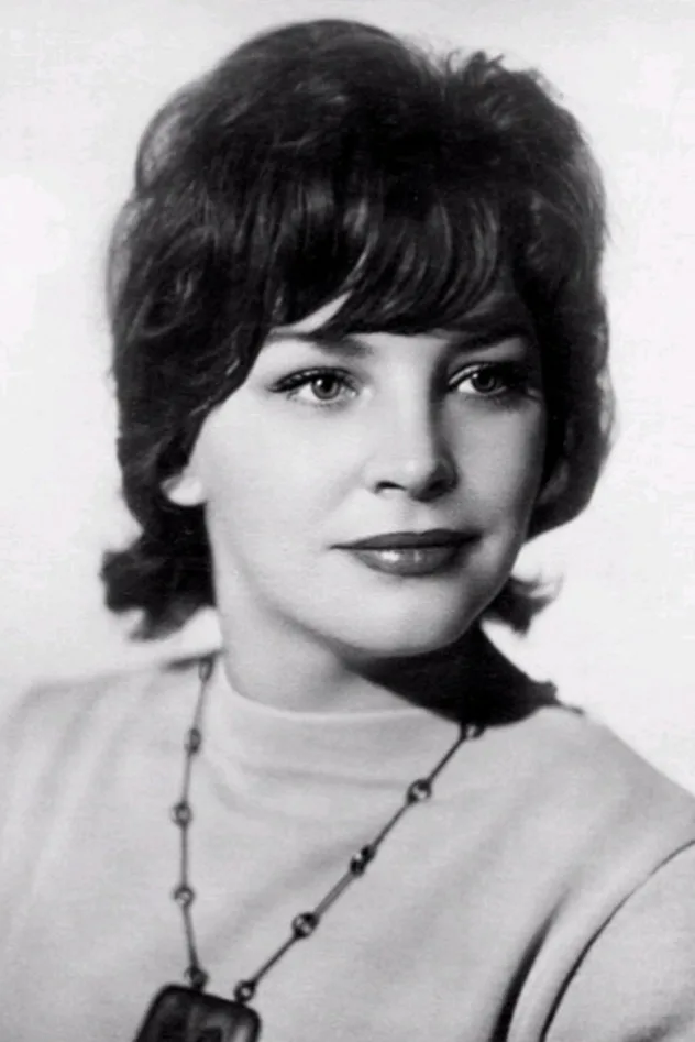 Cover image for Elza Lezhdey