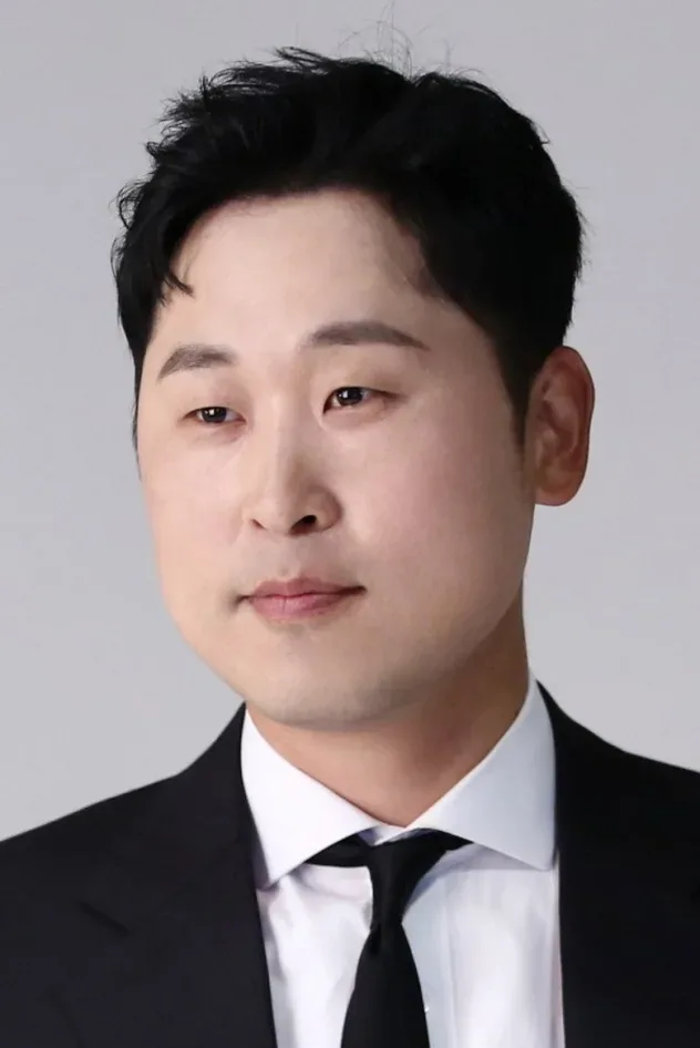 Обложка для Yoon Suk-min