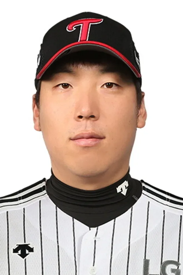 صورة الغلاف لـ Kim Hyun-soo