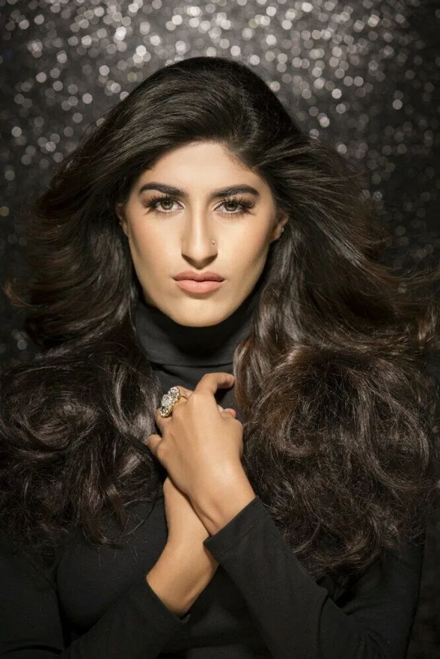 Обложка для Shreya Mehta