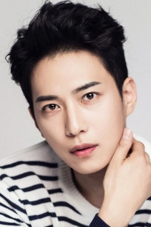 фото Kim Won-jun