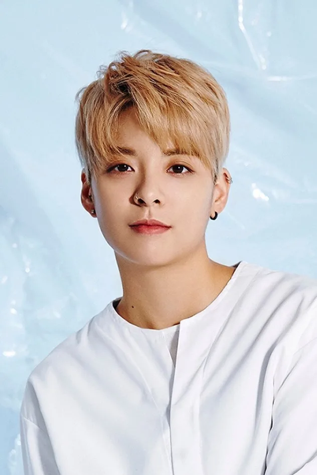 фото 엠버 리우