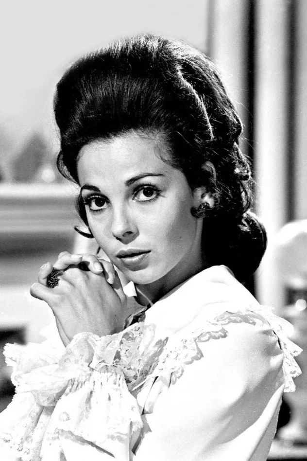Cover image for Betty Livanou