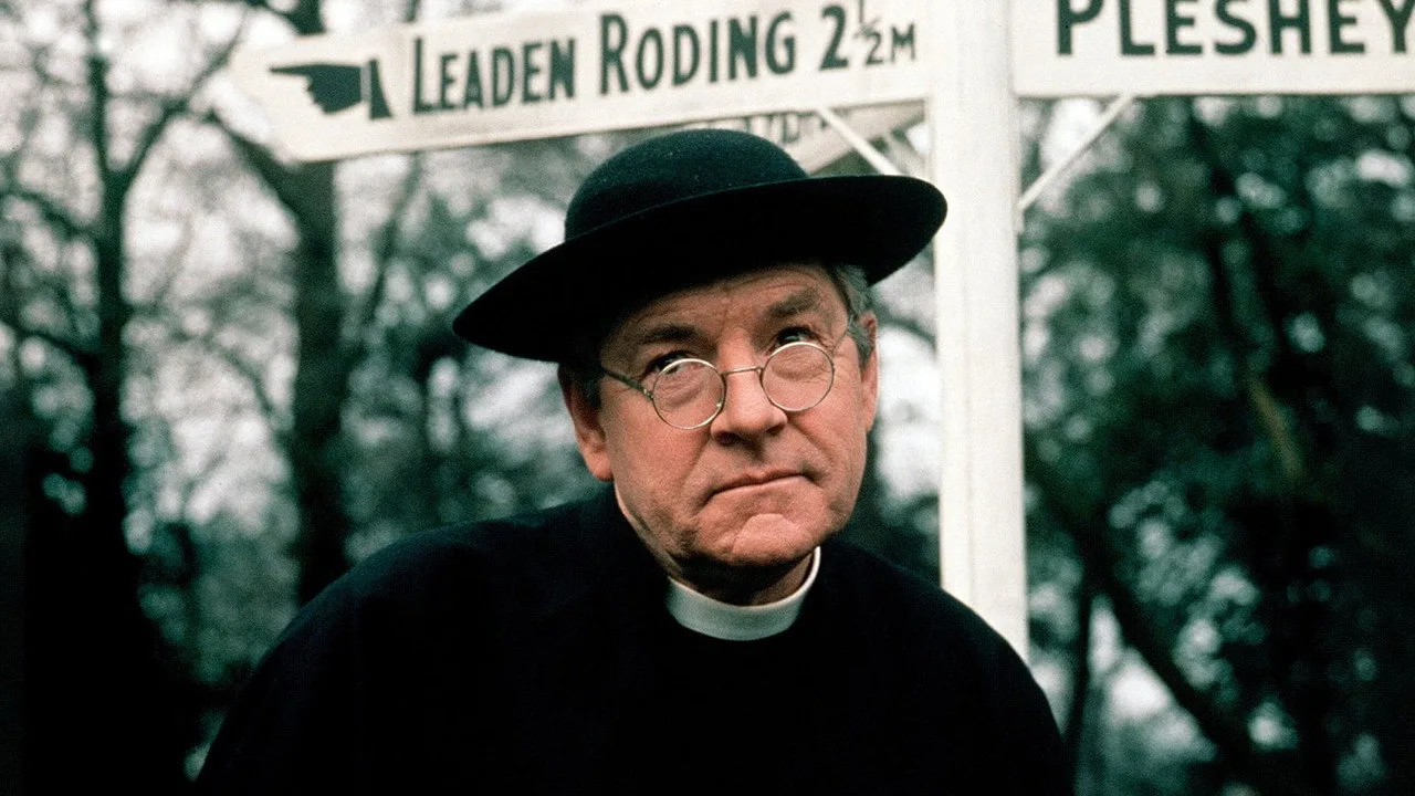 Фоновое изображение для Father Brown