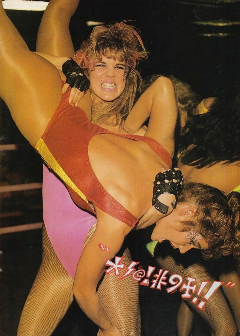 GLOW: Gorgeous Ladies of Wrestling poster