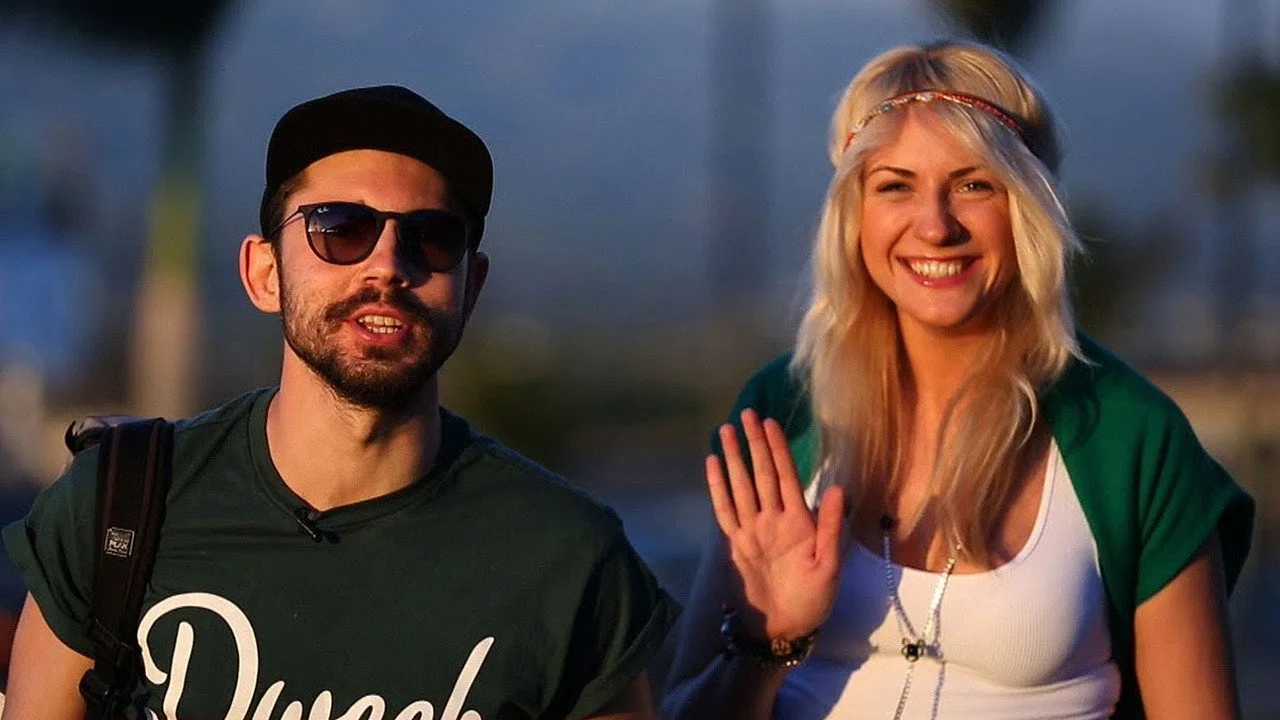 Orel & Reshka için arka plan görseli