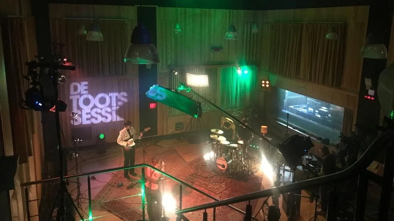 Фоновое изображение для De Toots Sessies