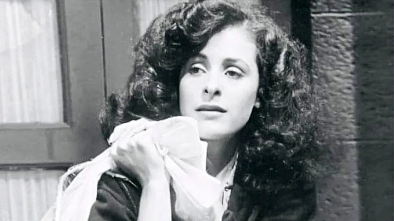 خلفية لـ Muchachita